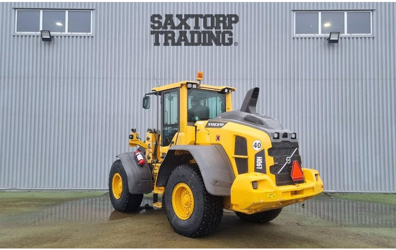 Volvo L90 H, Hjullastare ''SÅLD'' - Pyöräkuormaaja: kuva Volvo L90 H, Hjullastare ''SÅLD'' - Pyöräkuormaaja Volvo L90 H, Hjullastare ''SÅLD'' - Pyöräkuormaaja: kuva Volvo L90 H, Hjullastare ''SÅLD'' - Pyöräkuormaaja