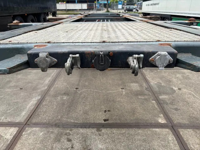 Pacton Containerchassis 20/30ft 2 lift axles ADR - Konttialus/ Vaihtokuormatilat puoliperävaunu: kuva Pacton Containerchassis 20/30ft 2 lift axles ADR - Konttialus/ Vaihtokuormatilat puoliperävaunu Pacton Containerchassis 20/30ft 2 lift axles ADR - Konttialus/ Vaihtokuormatilat puoliperävaunu: kuva Pacton Containerchassis 20/30ft 2 lift axles ADR - Konttialus/ Vaihtokuormatilat puoliperävaunu