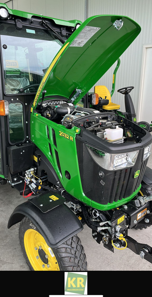 2032R John Deere - Pientraktori: kuva 2032R John Deere - Pientraktori 2032R John Deere - Pientraktori: kuva 2032R John Deere - Pientraktori
