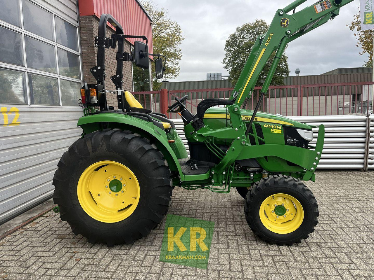 4049M John Deere - Pientraktori: kuva 4049M John Deere - Pientraktori 4049M John Deere - Pientraktori: kuva 4049M John Deere - Pientraktori