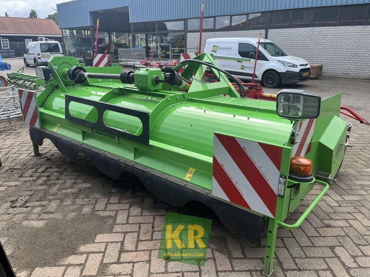 AVR Overig  - Varrenmurskaaja: kuva AVR Overig  - Varrenmurskaaja AVR Overig  - Varrenmurskaaja: kuva AVR Overig  - Varrenmurskaaja