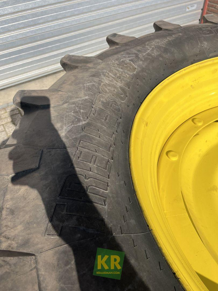 Banden Trelleborg Trelleborg - Täydellinen pyörä - Maatalouskoneet: kuva Banden Trelleborg Trelleborg - Täydellinen pyörä - Maatalouskoneet Banden Trelleborg Trelleborg - Täydellinen pyörä - Maatalouskoneet: kuva Banden Trelleborg Trelleborg - Täydellinen pyörä - Maatalouskoneet