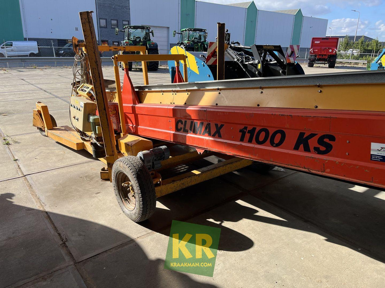 Climax CTHV 1100 KS - Kuljetin: kuva Climax CTHV 1100 KS - Kuljetin Climax CTHV 1100 KS - Kuljetin: kuva Climax CTHV 1100 KS - Kuljetin