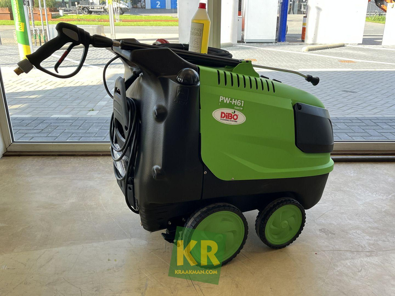 Dibo PW-H61 200/17 - Painepesuri: kuva Dibo PW-H61 200/17 - Painepesuri Dibo PW-H61 200/17 - Painepesuri: kuva Dibo PW-H61 200/17 - Painepesuri