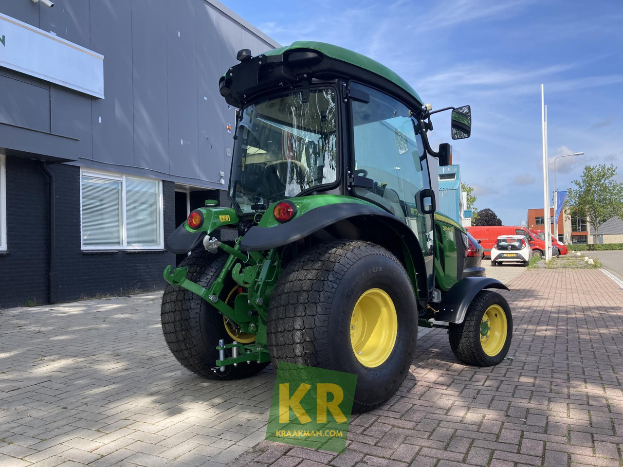 John Deere 3046R - Pientraktori: kuva John Deere 3046R - Pientraktori John Deere 3046R - Pientraktori: kuva John Deere 3046R - Pientraktori