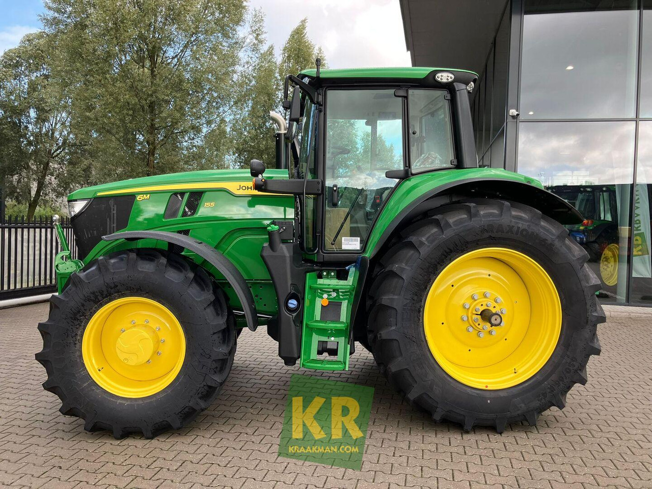 John Deere 6M 155 - Traktori: kuva John Deere 6M 155 - Traktori John Deere 6M 155 - Traktori: kuva John Deere 6M 155 - Traktori