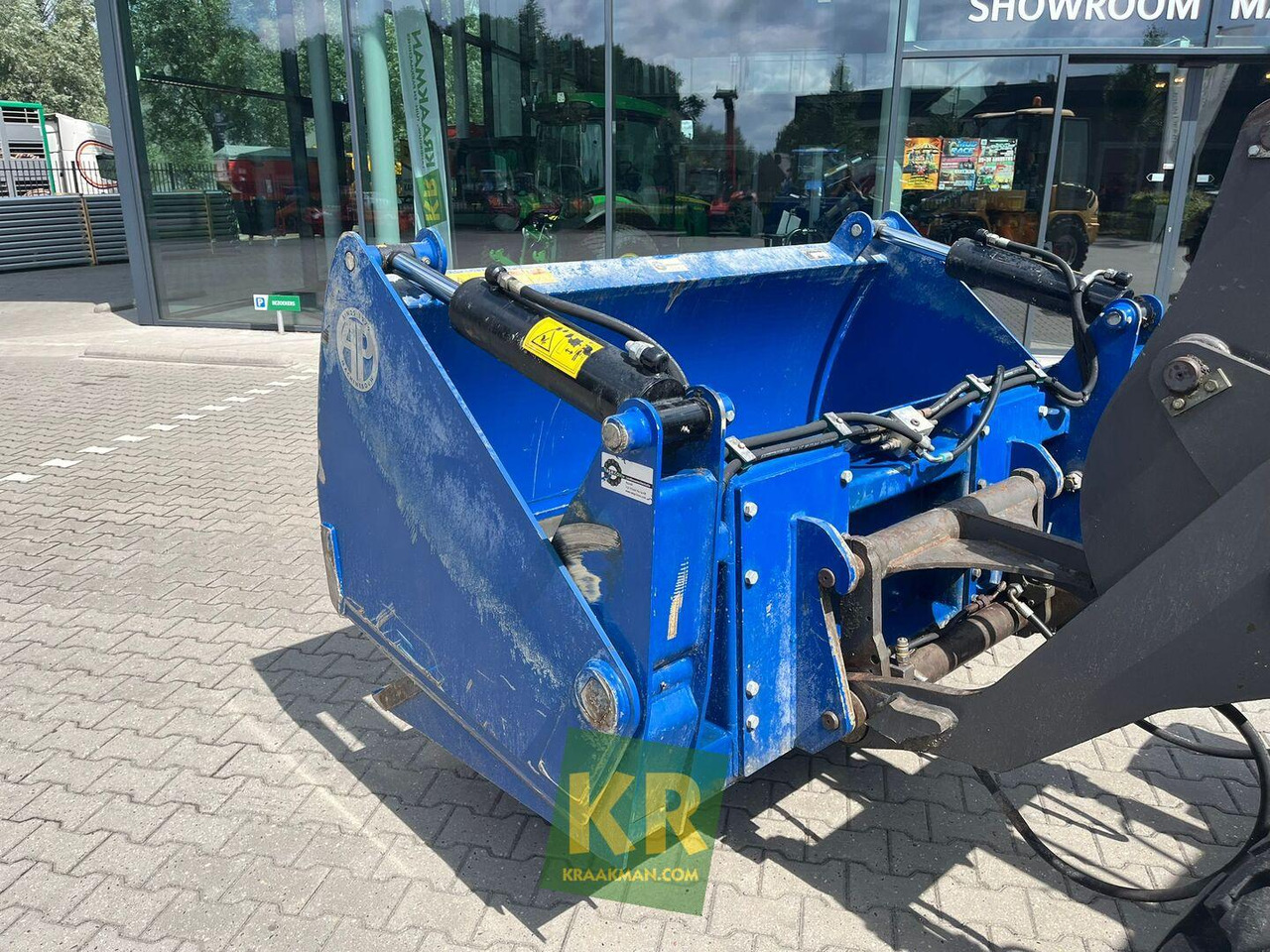 NP 2000 AP Machinebouw - Säilörehu - laitteet: kuva NP 2000 AP Machinebouw - Säilörehu - laitteet NP 2000 AP Machinebouw - Säilörehu - laitteet: kuva NP 2000 AP Machinebouw - Säilörehu - laitteet