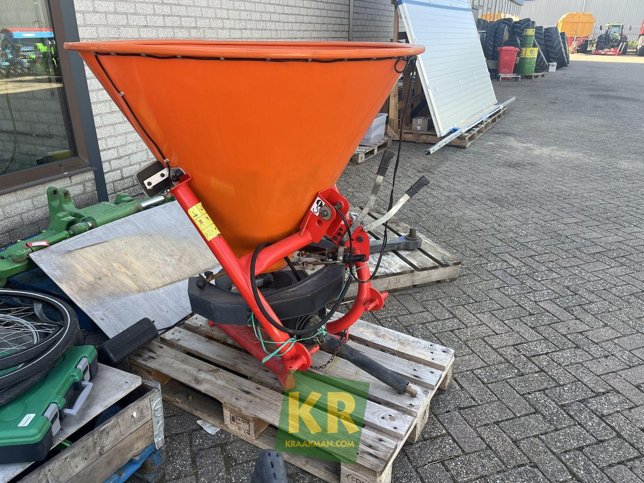 Overig Agromet - Lannoitteenlevitin: kuva Overig Agromet - Lannoitteenlevitin Overig Agromet - Lannoitteenlevitin: kuva Overig Agromet - Lannoitteenlevitin