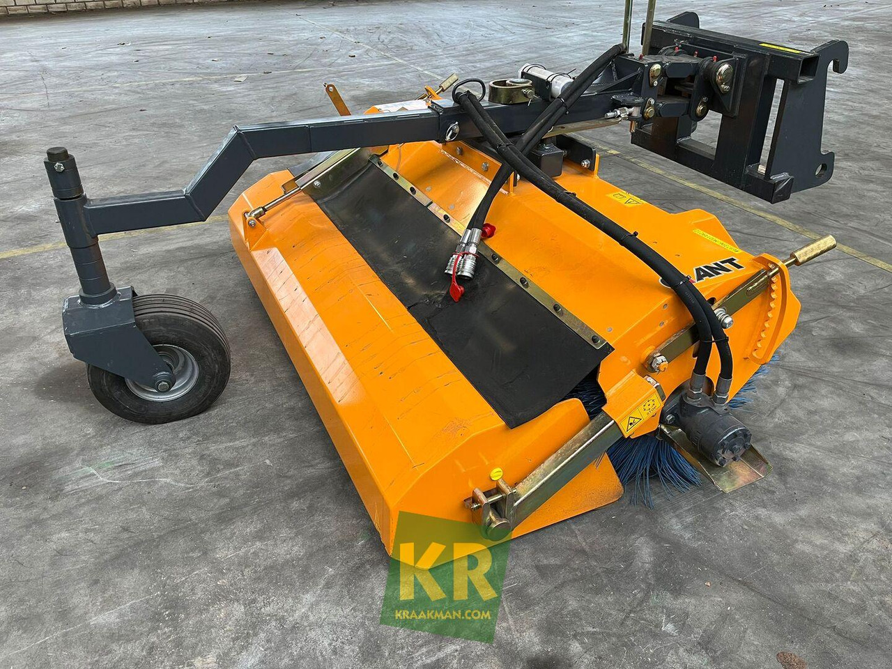 Veegmachine Giant - Harjakone: kuva Veegmachine Giant - Harjakone Veegmachine Giant - Harjakone: kuva Veegmachine Giant - Harjakone