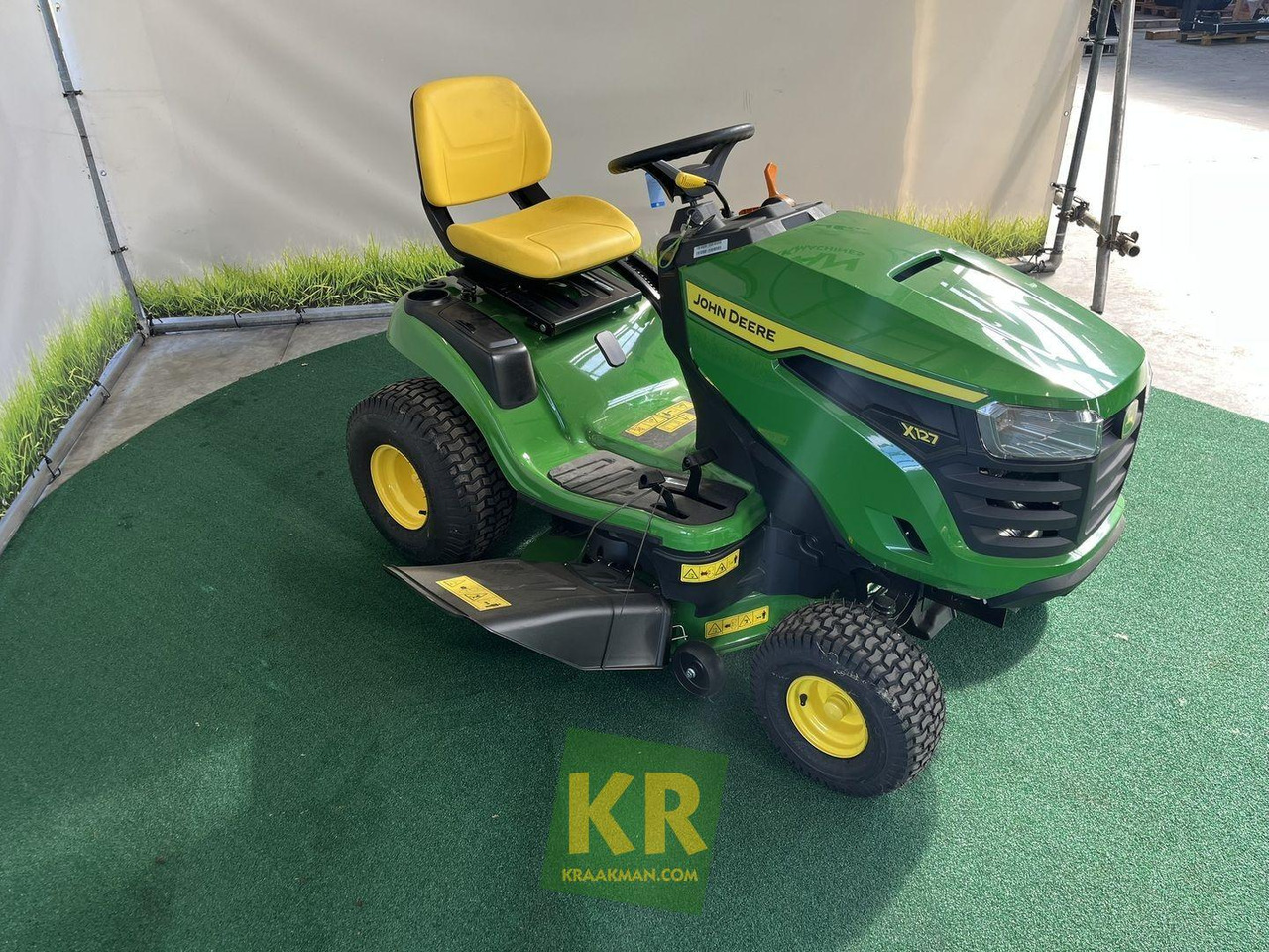 X127 John Deere - Ruohonleikkuri: kuva X127 John Deere - Ruohonleikkuri X127 John Deere - Ruohonleikkuri: kuva X127 John Deere - Ruohonleikkuri