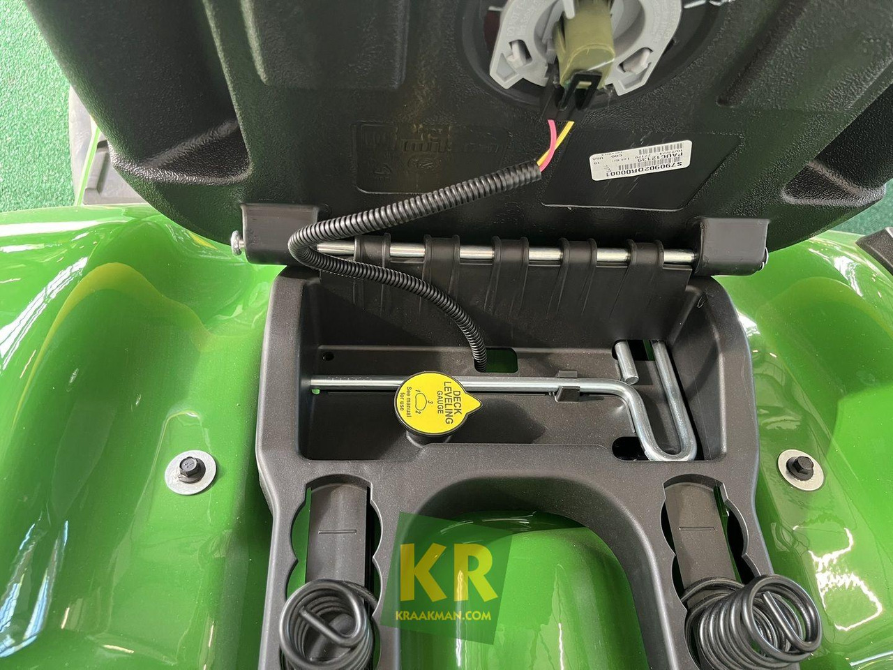 X350R John Deere - Ruohonleikkuri: kuva X350R John Deere - Ruohonleikkuri X350R John Deere - Ruohonleikkuri: kuva X350R John Deere - Ruohonleikkuri