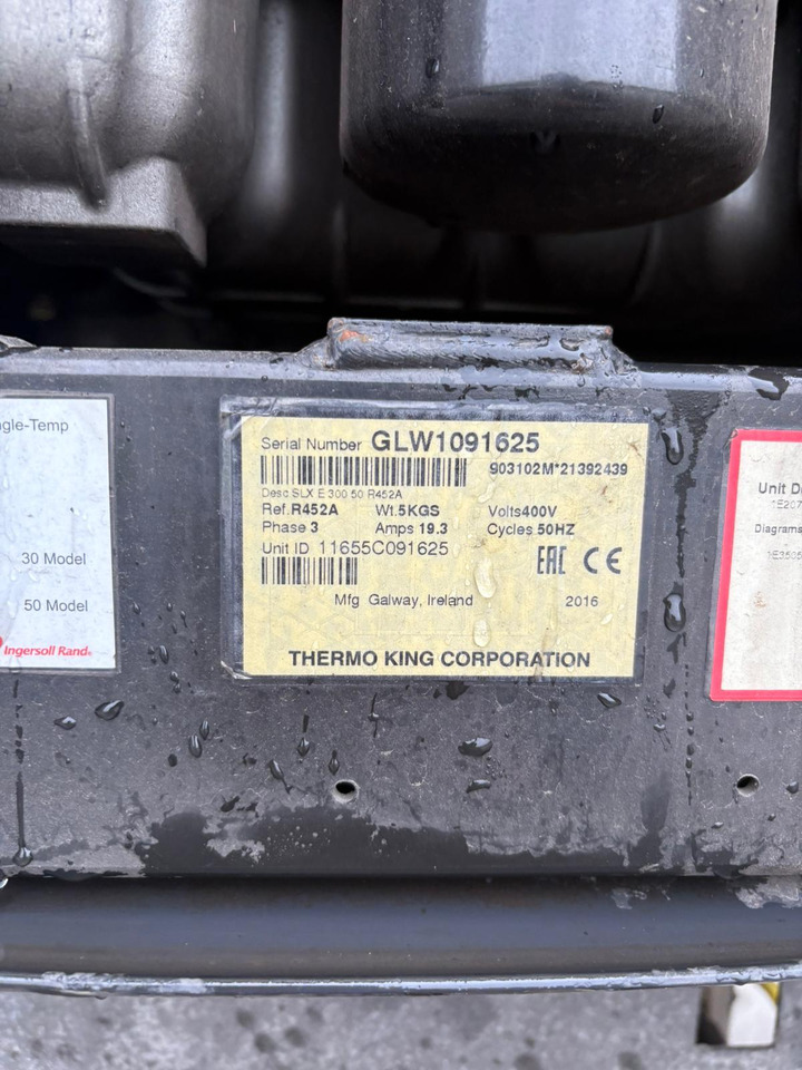 2012 Gray & Adams 10.4m Fridge Trailer – BTK110 - Refrigeraattori puoliperävaunu: kuva 2012 Gray & Adams 10.4m Fridge Trailer – BTK110 - Refrigeraattori puoliperävaunu 2012 Gray & Adams 10.4m Fridge Trailer – BTK110 - Refrigeraattori puoliperävaunu: kuva 2012 Gray & Adams 10.4m Fridge Trailer – BTK110 - Refrigeraattori puoliperävaunu