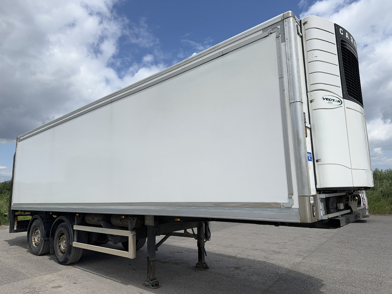 2012 Montracon 10.4m Fridge Trailer - Refrigeraattori puoliperävaunu: kuva 2012 Montracon 10.4m Fridge Trailer - Refrigeraattori puoliperävaunu 2012 Montracon 10.4m Fridge Trailer - Refrigeraattori puoliperävaunu: kuva 2012 Montracon 10.4m Fridge Trailer - Refrigeraattori puoliperävaunu
