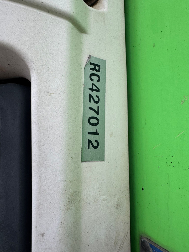 2013 Montracon 10.4m Fridge Trailer – CARD8204 - Refrigeraattori puoliperävaunu: kuva 2013 Montracon 10.4m Fridge Trailer – CARD8204 - Refrigeraattori puoliperävaunu 2013 Montracon 10.4m Fridge Trailer – CARD8204 - Refrigeraattori puoliperävaunu: kuva 2013 Montracon 10.4m Fridge Trailer – CARD8204 - Refrigeraattori puoliperävaunu