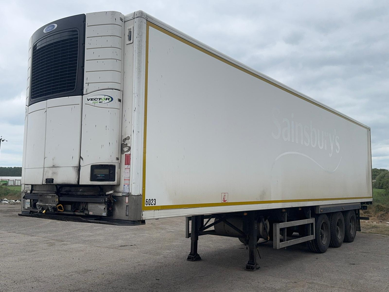 2016 Montracon 13.6m Fridge Trailer – 6023 - Refrigeraattori puoliperävaunu: kuva 2016 Montracon 13.6m Fridge Trailer – 6023 - Refrigeraattori puoliperävaunu 2016 Montracon 13.6m Fridge Trailer – 6023 - Refrigeraattori puoliperävaunu: kuva 2016 Montracon 13.6m Fridge Trailer – 6023 - Refrigeraattori puoliperävaunu