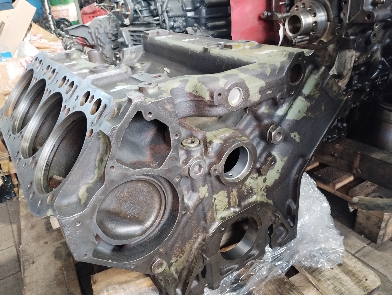 BLOK SILNIKA Mercedes OM 402 V8 - Sylinterielementit - Kuorma-auto: kuva BLOK SILNIKA Mercedes OM 402 V8 - Sylinterielementit - Kuorma-auto BLOK SILNIKA Mercedes OM 402 V8 - Sylinterielementit - Kuorma-auto: kuva BLOK SILNIKA Mercedes OM 402 V8 - Sylinterielementit - Kuorma-auto