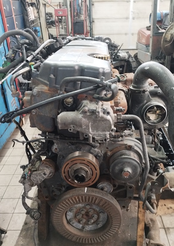 IVECO F3GFE611 STRALIS 460 EURO 6 - Moottori ja osat - Kuorma-auto: kuva IVECO F3GFE611 STRALIS 460 EURO 6 - Moottori ja osat - Kuorma-auto IVECO F3GFE611 STRALIS 460 EURO 6 - Moottori ja osat - Kuorma-auto: kuva IVECO F3GFE611 STRALIS 460 EURO 6 - Moottori ja osat - Kuorma-auto