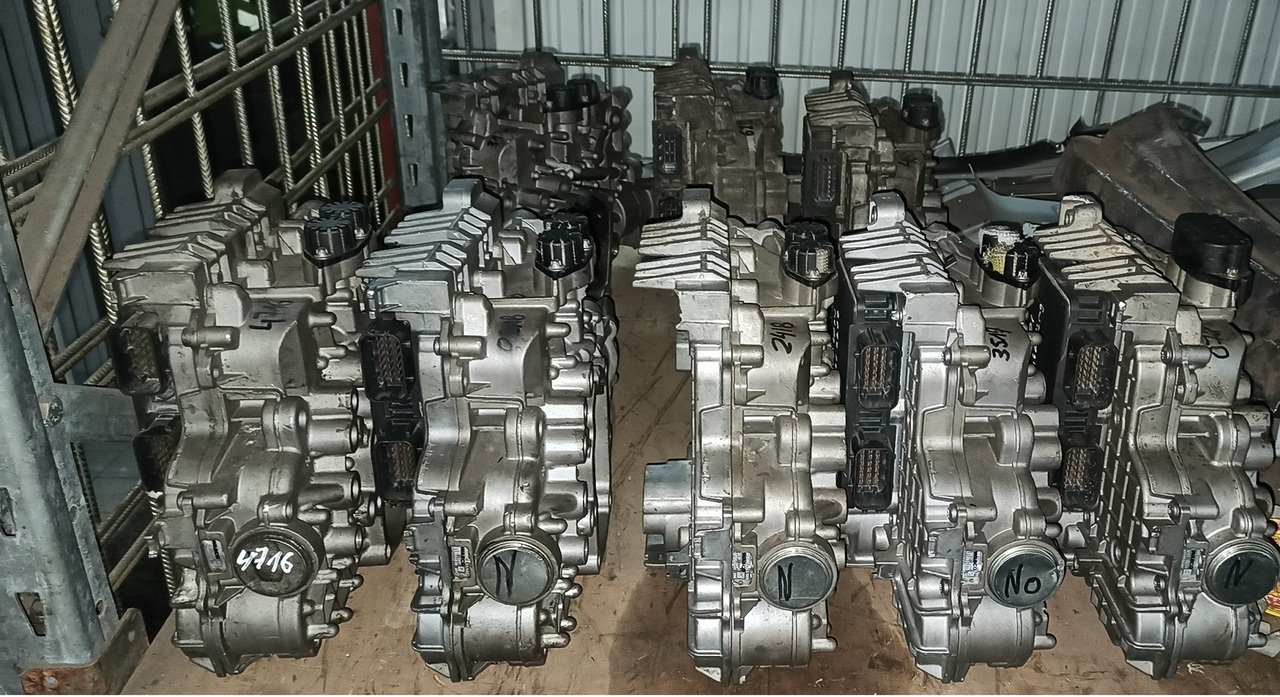 MERCEDES-BENZ Actros 9612604463 4213534030 - Vaihdelaatikko ja osat - Kuorma-auto: kuva MERCEDES-BENZ Actros 9612604463 4213534030 - Vaihdelaatikko ja osat - Kuorma-auto MERCEDES-BENZ Actros 9612604463 4213534030 - Vaihdelaatikko ja osat - Kuorma-auto: kuva MERCEDES-BENZ Actros 9612604463 4213534030 - Vaihdelaatikko ja osat - Kuorma-auto