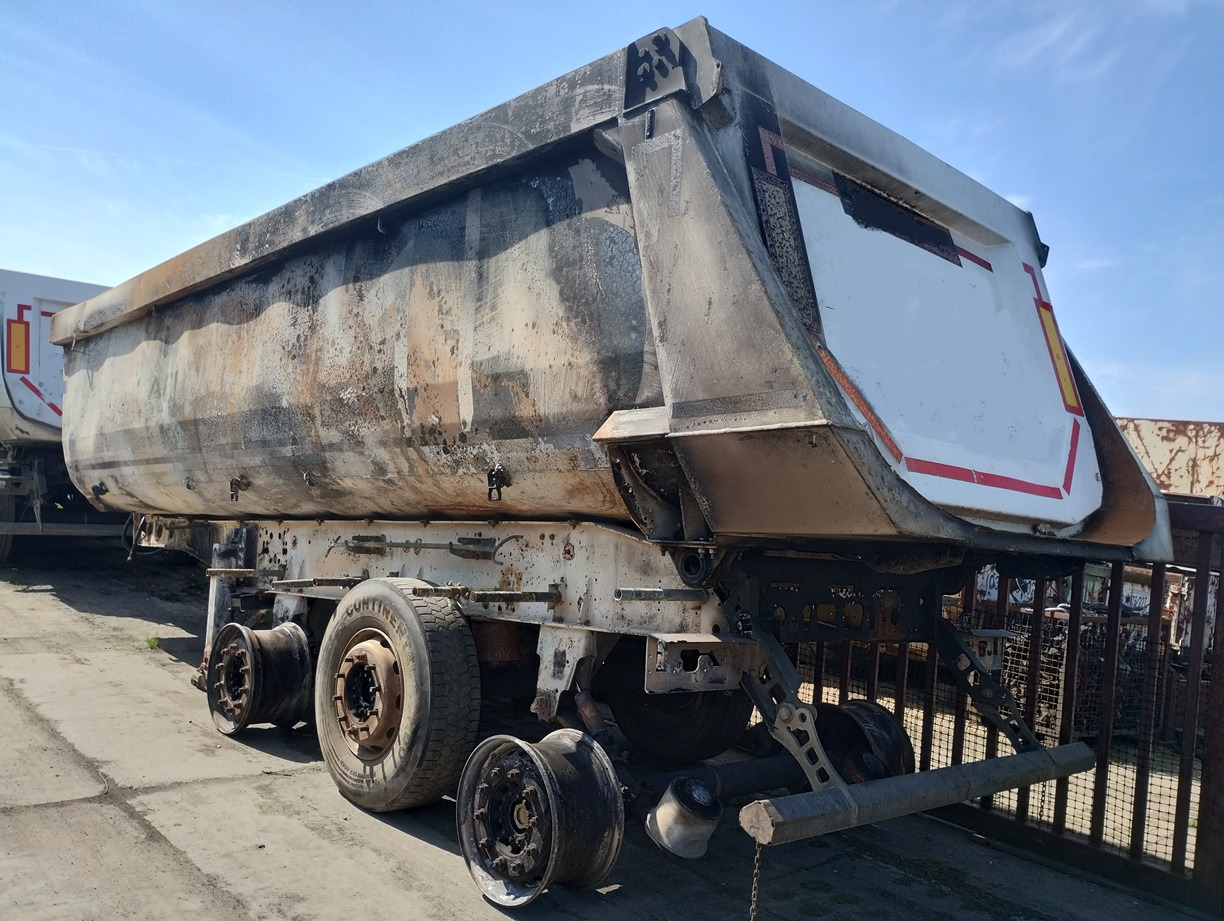 SCHMITZ CARGOBULL GOTHA 26 m3 SGF S3 2015 - Kippiauto puoliperävaunu: kuva SCHMITZ CARGOBULL GOTHA 26 m3 SGF S3 2015 - Kippiauto puoliperävaunu SCHMITZ CARGOBULL GOTHA 26 m3 SGF S3 2015 - Kippiauto puoliperävaunu: kuva SCHMITZ CARGOBULL GOTHA 26 m3 SGF S3 2015 - Kippiauto puoliperävaunu
