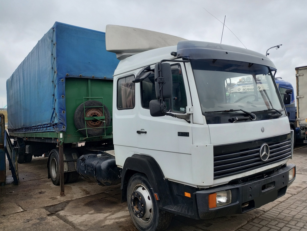 MERCEDES BENZ 1120 S + NACZEPA 1-OSIOWA TRAILER - Vetopöytäauto: kuva MERCEDES BENZ 1120 S + NACZEPA 1-OSIOWA TRAILER - Vetopöytäauto MERCEDES BENZ 1120 S + NACZEPA 1-OSIOWA TRAILER - Vetopöytäauto: kuva MERCEDES BENZ 1120 S + NACZEPA 1-OSIOWA TRAILER - Vetopöytäauto
