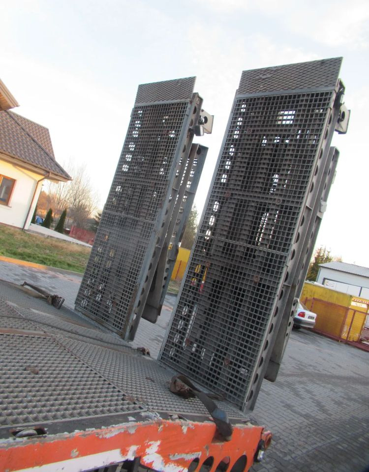 Hinausauto Mercedes-Benz Axor 2540: kuva Hinausauto Mercedes-Benz Axor 2540 Hinausauto Mercedes-Benz Axor 2540: kuva Hinausauto Mercedes-Benz Axor 2540