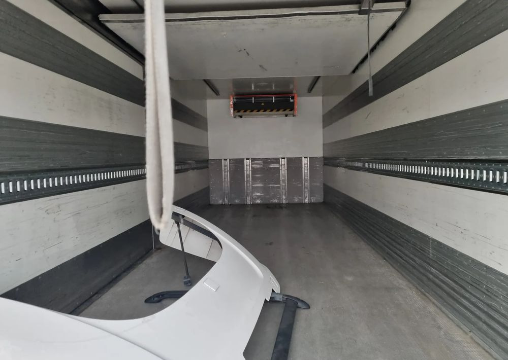 Scania P400 - Refrigeraattori kuorma-auto: kuva Scania P400 - Refrigeraattori kuorma-auto Scania P400 - Refrigeraattori kuorma-auto: kuva Scania P400 - Refrigeraattori kuorma-auto