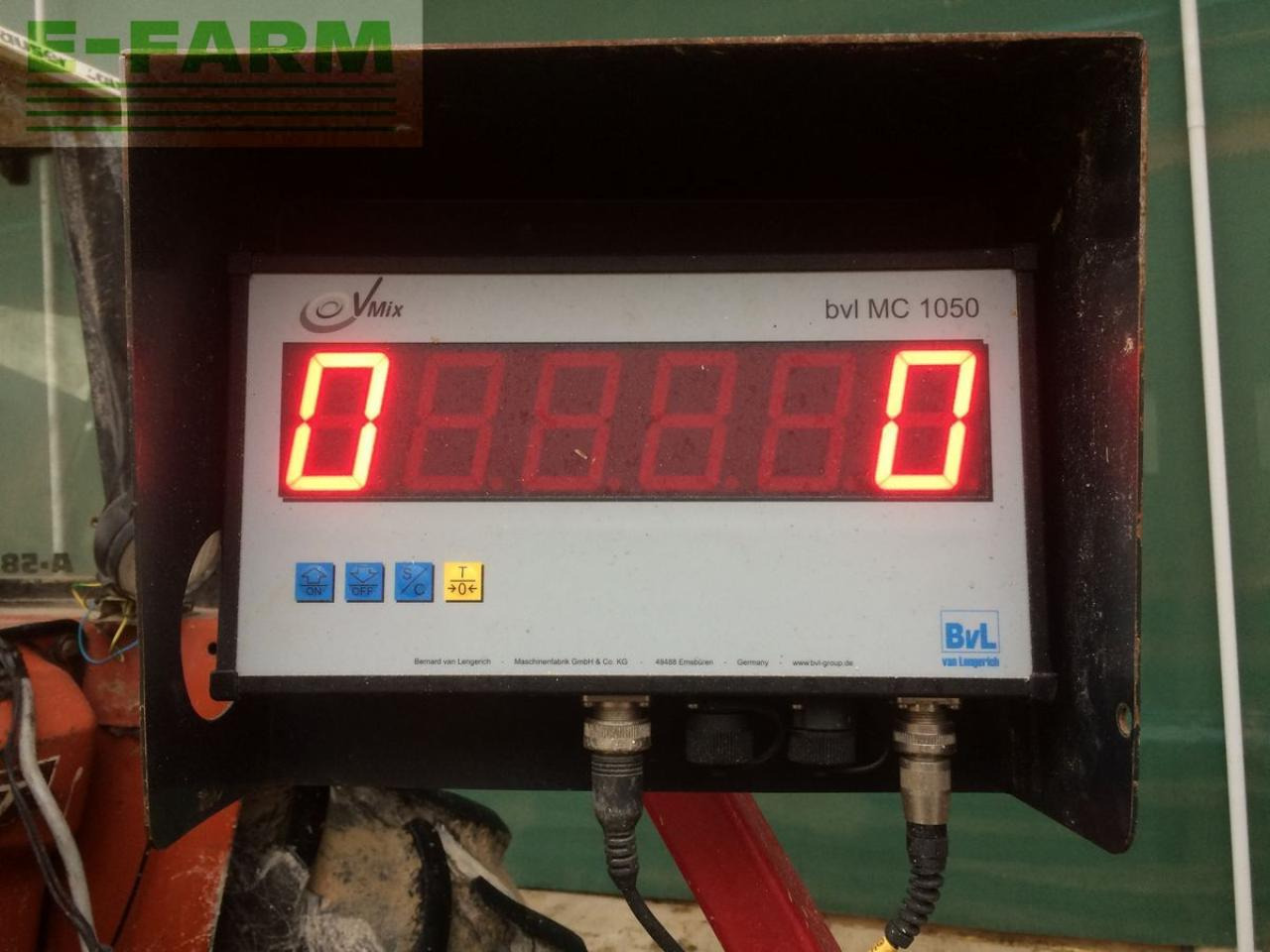 BVL - van Lengerich bvl v-mix fill plus 10 ls - Karjatalouskone: kuva BVL - van Lengerich bvl v-mix fill plus 10 ls - Karjatalouskone BVL - van Lengerich bvl v-mix fill plus 10 ls - Karjatalouskone: kuva BVL - van Lengerich bvl v-mix fill plus 10 ls - Karjatalouskone