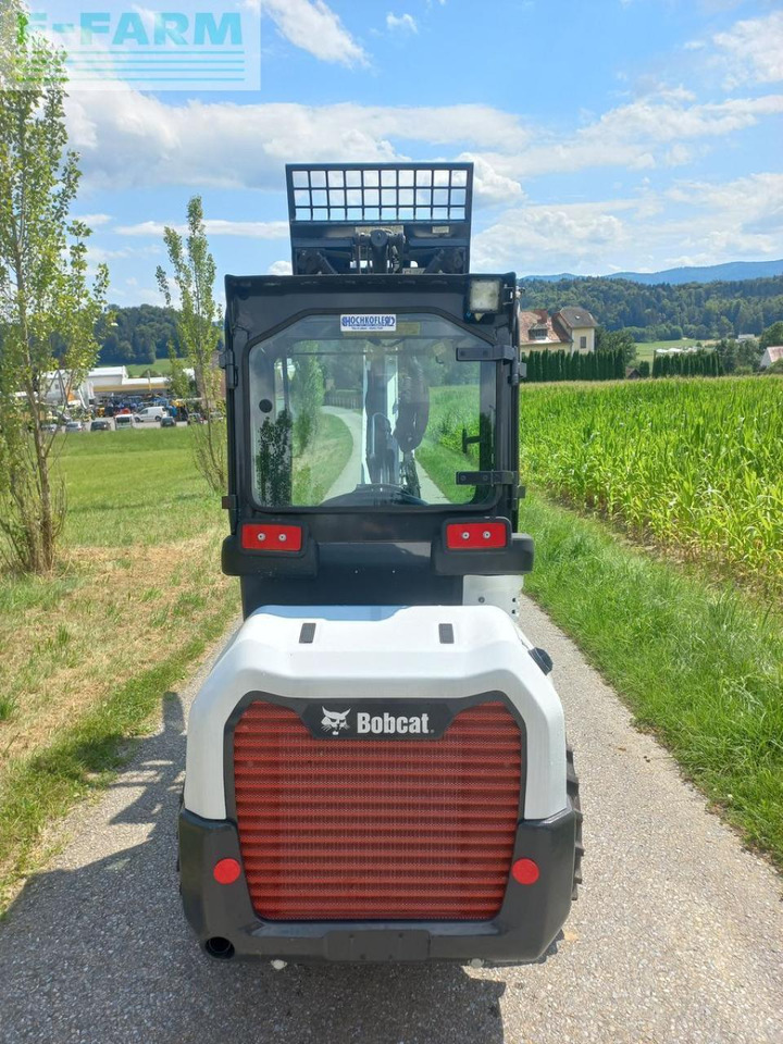 Bobcat l 28 e - Minikuormaaja: kuva Bobcat l 28 e - Minikuormaaja Bobcat l 28 e - Minikuormaaja: kuva Bobcat l 28 e - Minikuormaaja