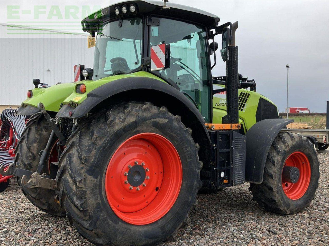CLAAS AXION 830 - Traktori: kuva CLAAS AXION 830 - Traktori CLAAS AXION 830 - Traktori: kuva CLAAS AXION 830 - Traktori