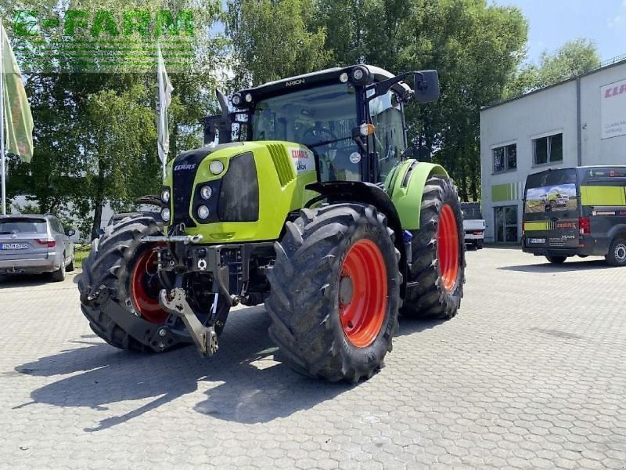 CLAAS arion 440 cis CIS - Traktori: kuva CLAAS arion 440 cis CIS - Traktori CLAAS arion 440 cis CIS - Traktori: kuva CLAAS arion 440 cis CIS - Traktori