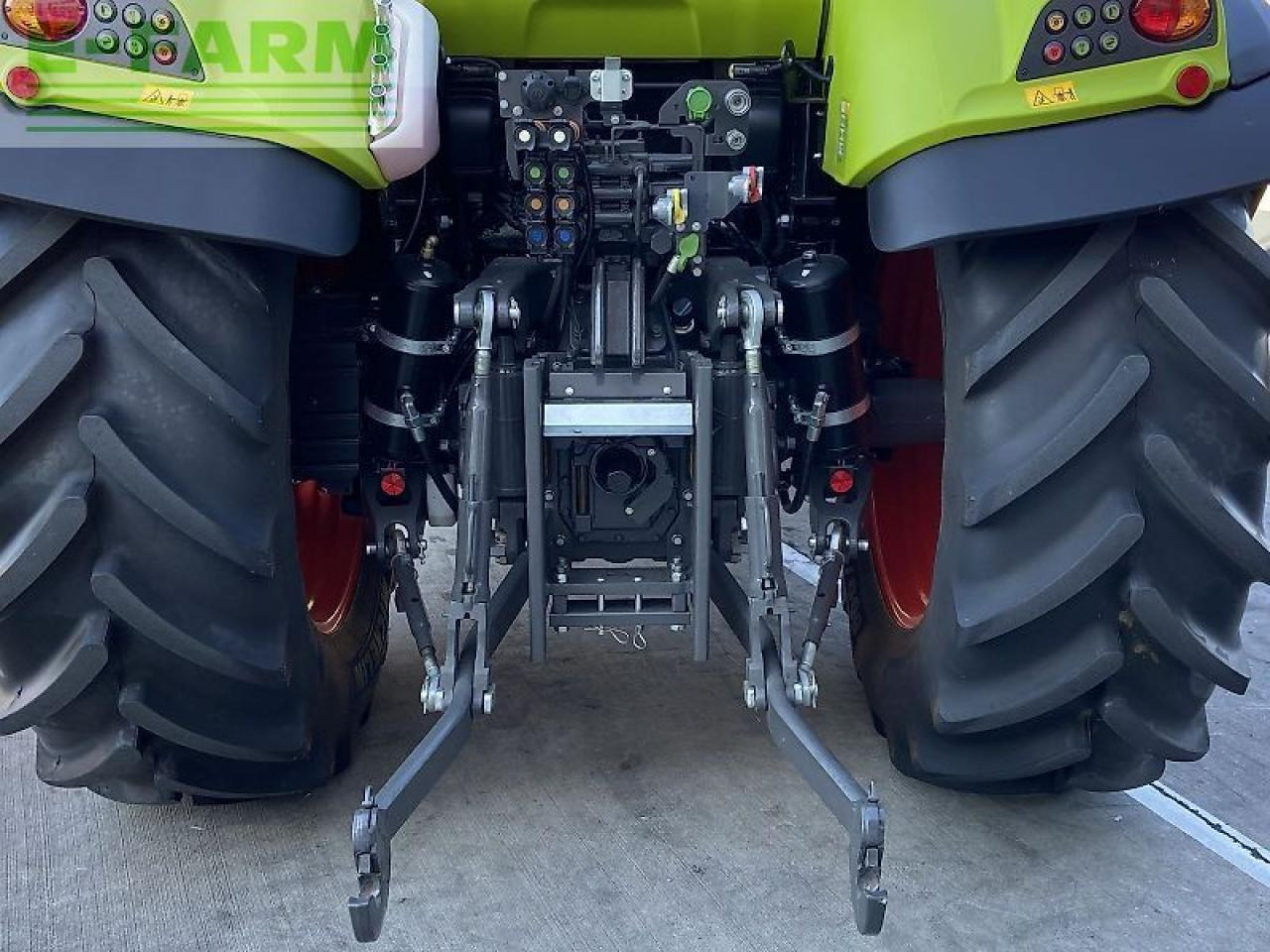 CLAAS arion 450 stage v (cis) CIS - Traktori: kuva CLAAS arion 450 stage v (cis) CIS - Traktori CLAAS arion 450 stage v (cis) CIS - Traktori: kuva CLAAS arion 450 stage v (cis) CIS - Traktori
