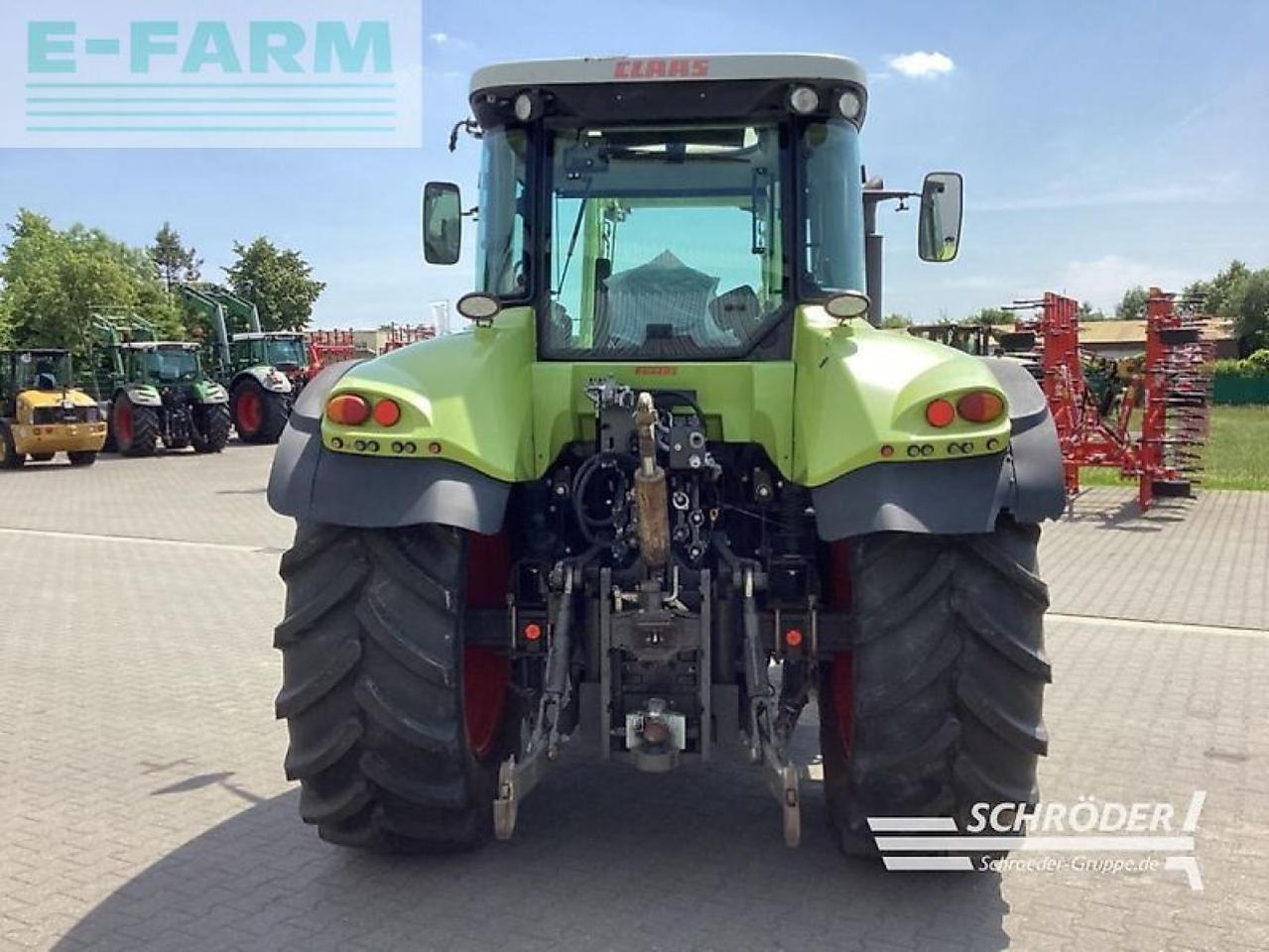 CLAAS arion 520 cebis CEBIS - Traktori: kuva CLAAS arion 520 cebis CEBIS - Traktori CLAAS arion 520 cebis CEBIS - Traktori: kuva CLAAS arion 520 cebis CEBIS - Traktori