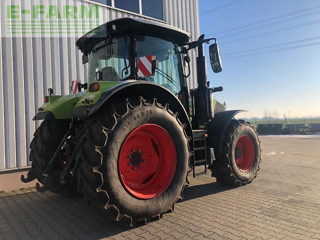 CLAAS arion 550 cm cis+ CIS - Traktori: kuva CLAAS arion 550 cm cis+ CIS - Traktori CLAAS arion 550 cm cis+ CIS - Traktori: kuva CLAAS arion 550 cm cis+ CIS - Traktori