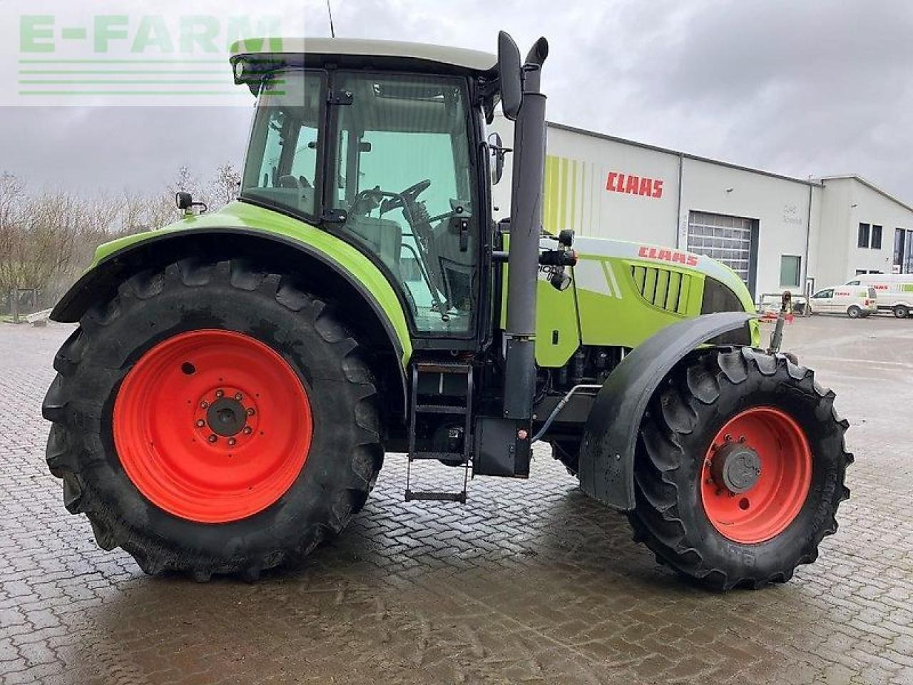 CLAAS arion 640 cis CIS - Traktori: kuva CLAAS arion 640 cis CIS - Traktori CLAAS arion 640 cis CIS - Traktori: kuva CLAAS arion 640 cis CIS - Traktori
