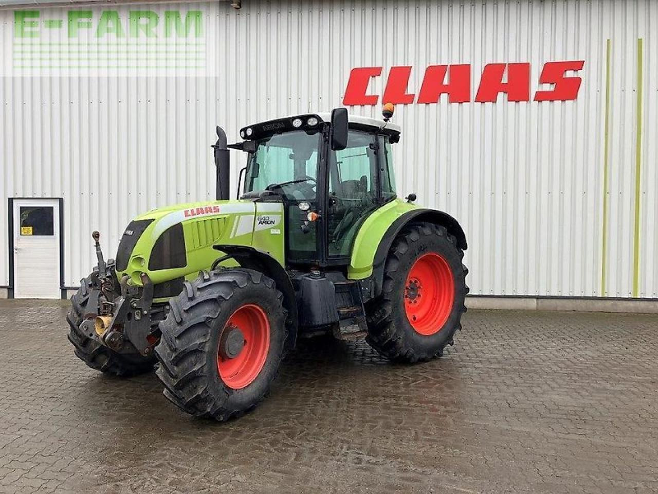 CLAAS arion 640 cis CIS - Traktori: kuva CLAAS arion 640 cis CIS - Traktori CLAAS arion 640 cis CIS - Traktori: kuva CLAAS arion 640 cis CIS - Traktori