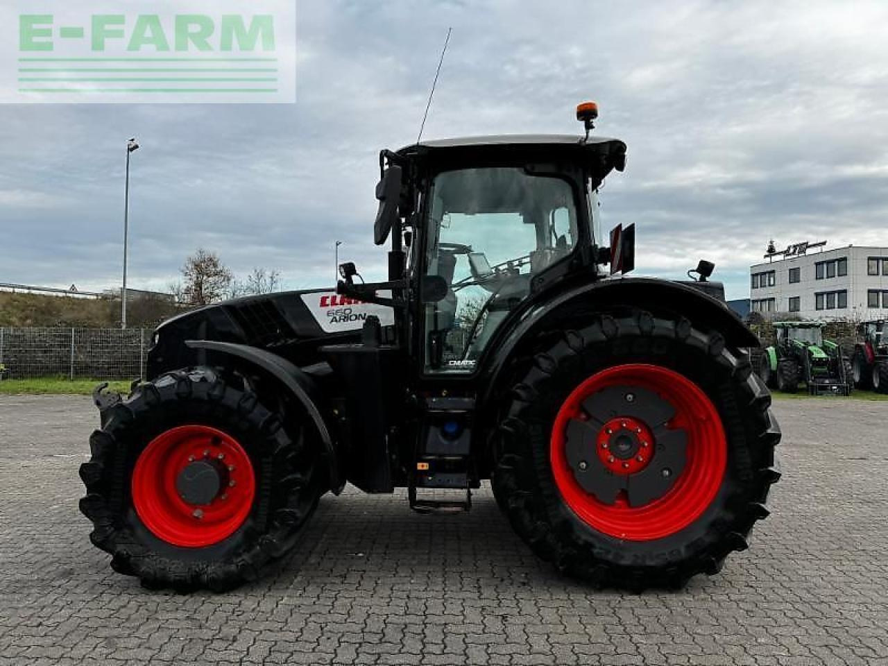 CLAAS arion 660 cmatic - Traktori: kuva CLAAS arion 660 cmatic - Traktori CLAAS arion 660 cmatic - Traktori: kuva CLAAS arion 660 cmatic - Traktori