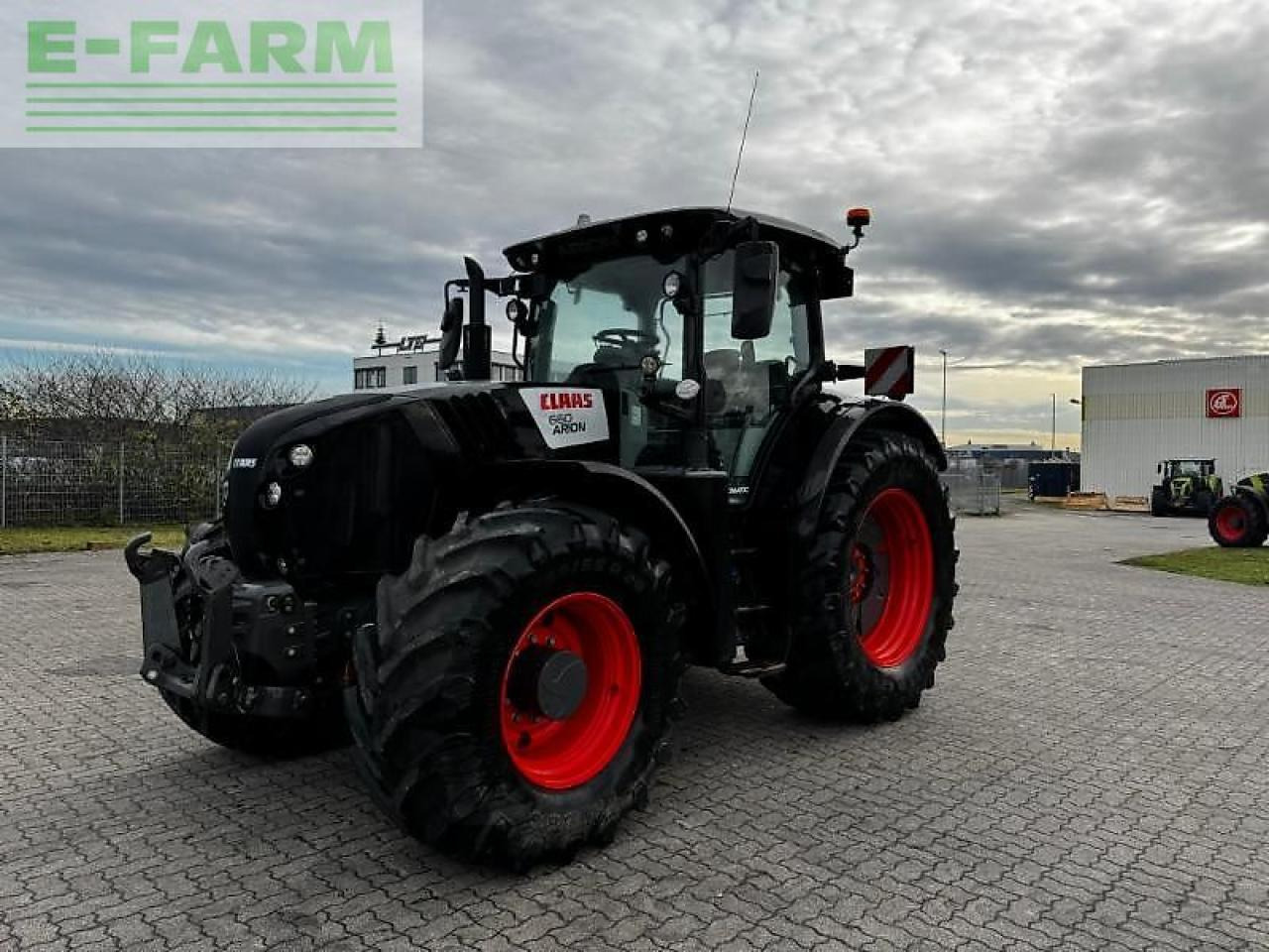 CLAAS arion 660 cmatic - Traktori: kuva CLAAS arion 660 cmatic - Traktori CLAAS arion 660 cmatic - Traktori: kuva CLAAS arion 660 cmatic - Traktori