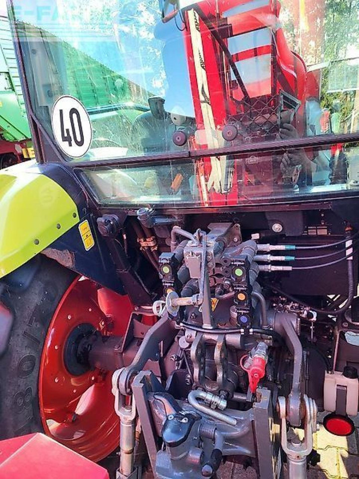 CLAAS atos 240 - Traktori: kuva CLAAS atos 240 - Traktori CLAAS atos 240 - Traktori: kuva CLAAS atos 240 - Traktori