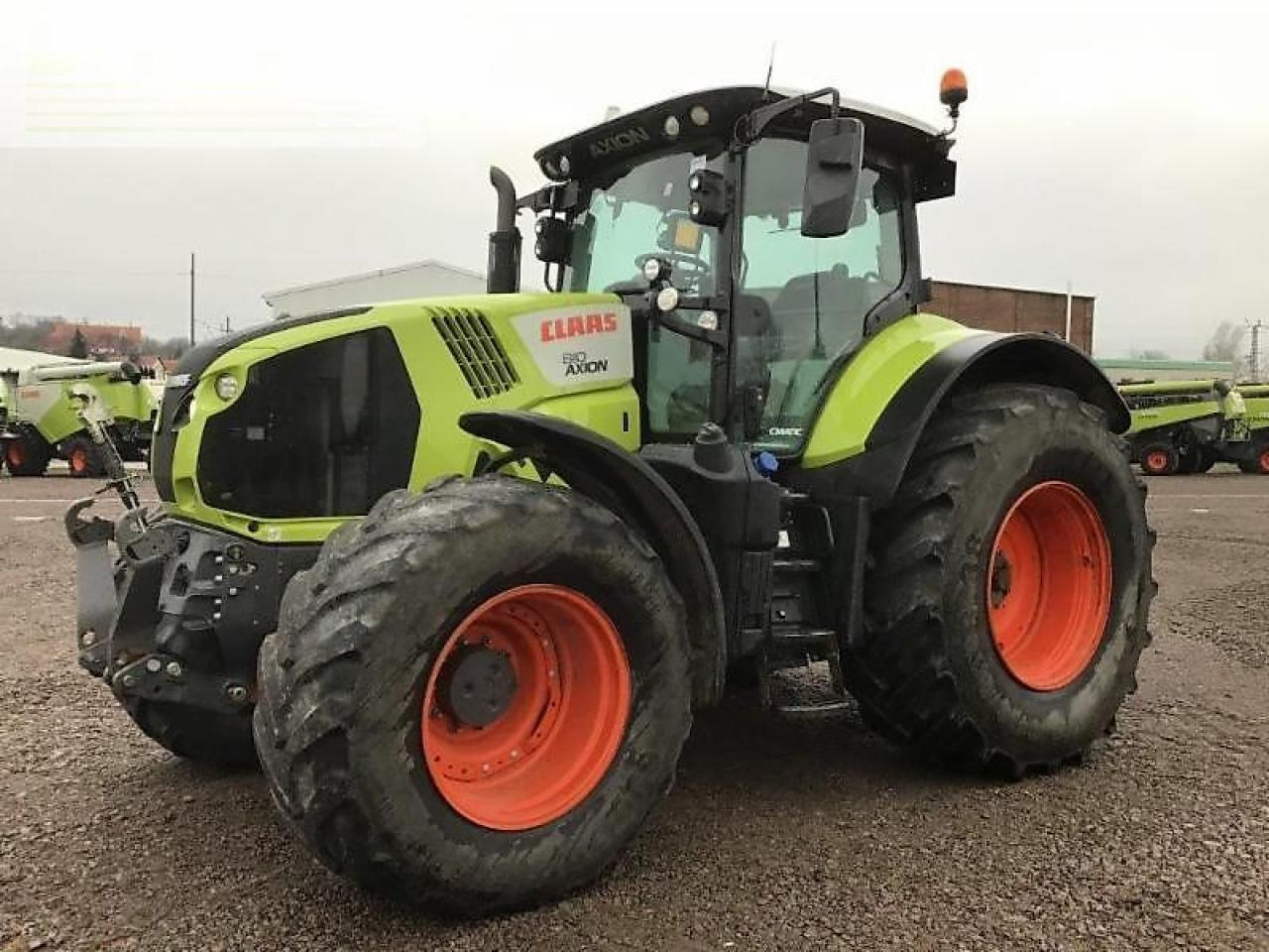 CLAAS axion 810 - Traktori: kuva CLAAS axion 810 - Traktori CLAAS axion 810 - Traktori: kuva CLAAS axion 810 - Traktori
