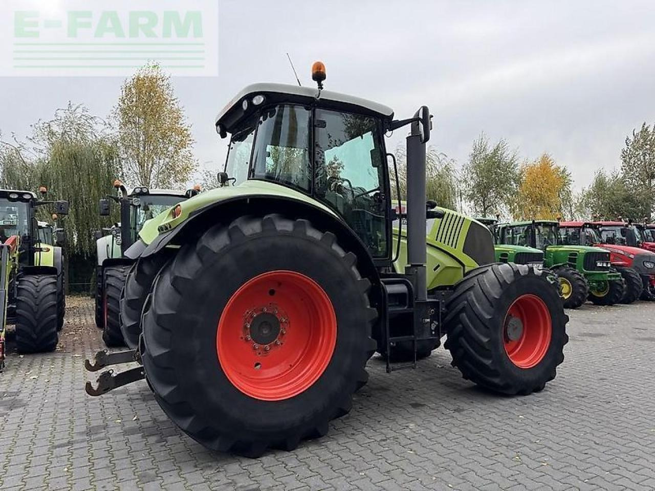 CLAAS axion 850 cis - Traktori: kuva CLAAS axion 850 cis - Traktori CLAAS axion 850 cis - Traktori: kuva CLAAS axion 850 cis - Traktori