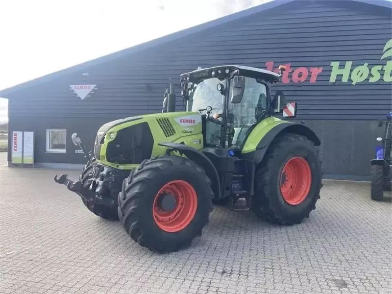 CLAAS axion 850 cis+ - Traktori: kuva CLAAS axion 850 cis+ - Traktori CLAAS axion 850 cis+ - Traktori: kuva CLAAS axion 850 cis+ - Traktori