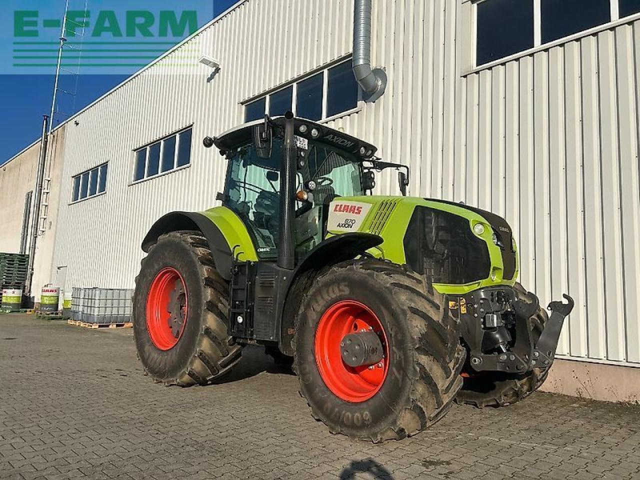 CLAAS axion 870 - Traktori: kuva CLAAS axion 870 - Traktori CLAAS axion 870 - Traktori: kuva CLAAS axion 870 - Traktori