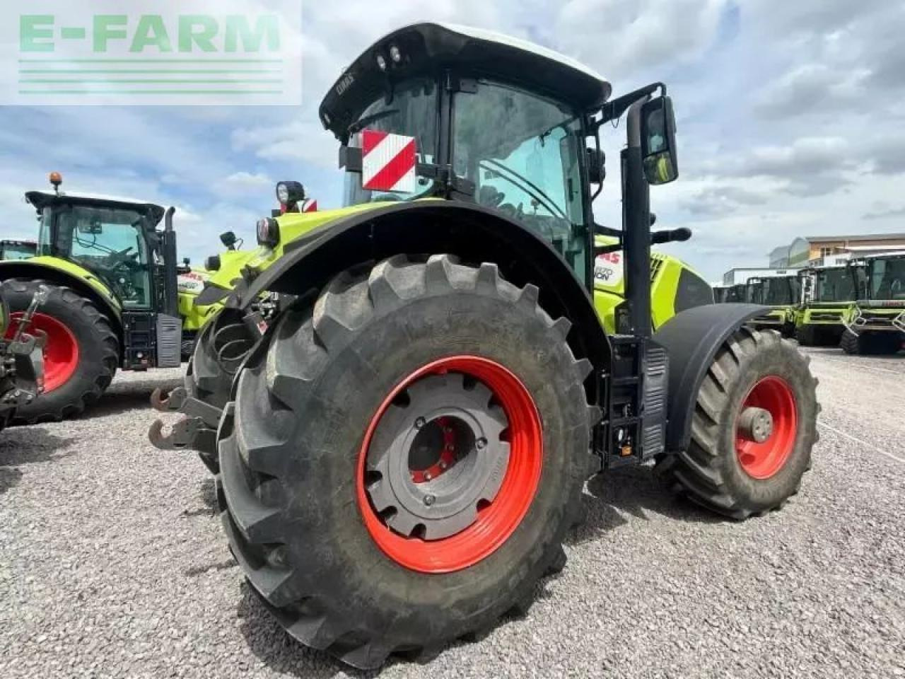 CLAAS axion 870 - Traktori: kuva CLAAS axion 870 - Traktori CLAAS axion 870 - Traktori: kuva CLAAS axion 870 - Traktori