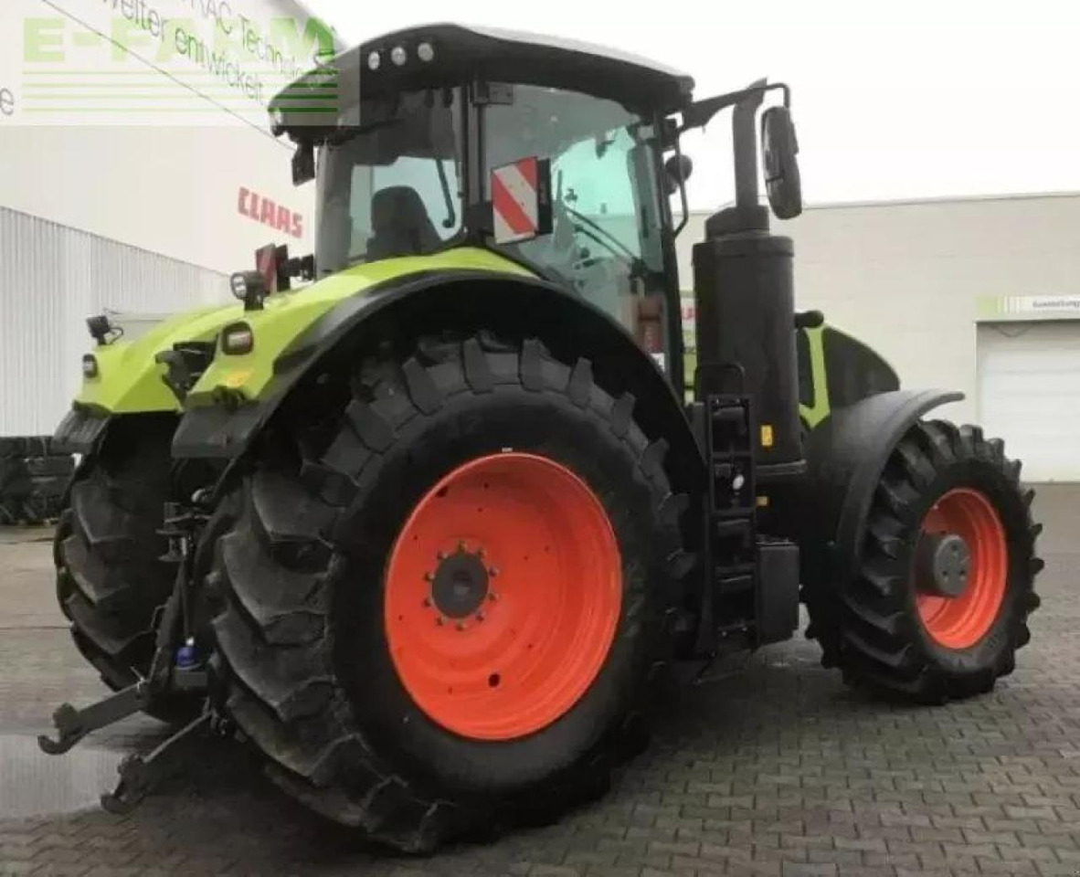 CLAAS axion 930 - Traktori: kuva CLAAS axion 930 - Traktori CLAAS axion 930 - Traktori: kuva CLAAS axion 930 - Traktori