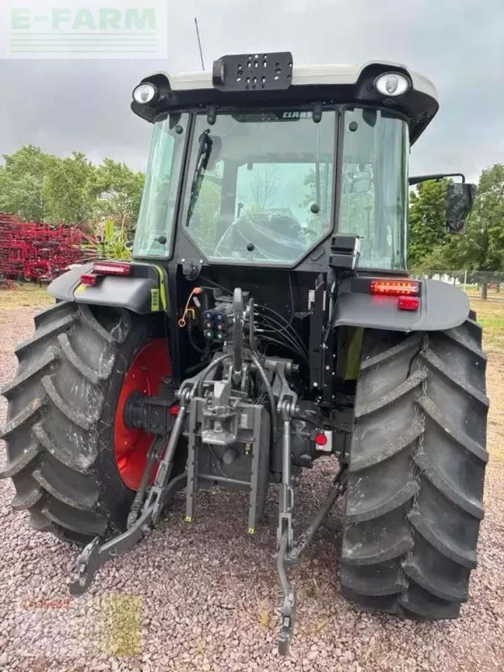 CLAAS axos 240 advanced - Traktori: kuva CLAAS axos 240 advanced - Traktori CLAAS axos 240 advanced - Traktori: kuva CLAAS axos 240 advanced - Traktori