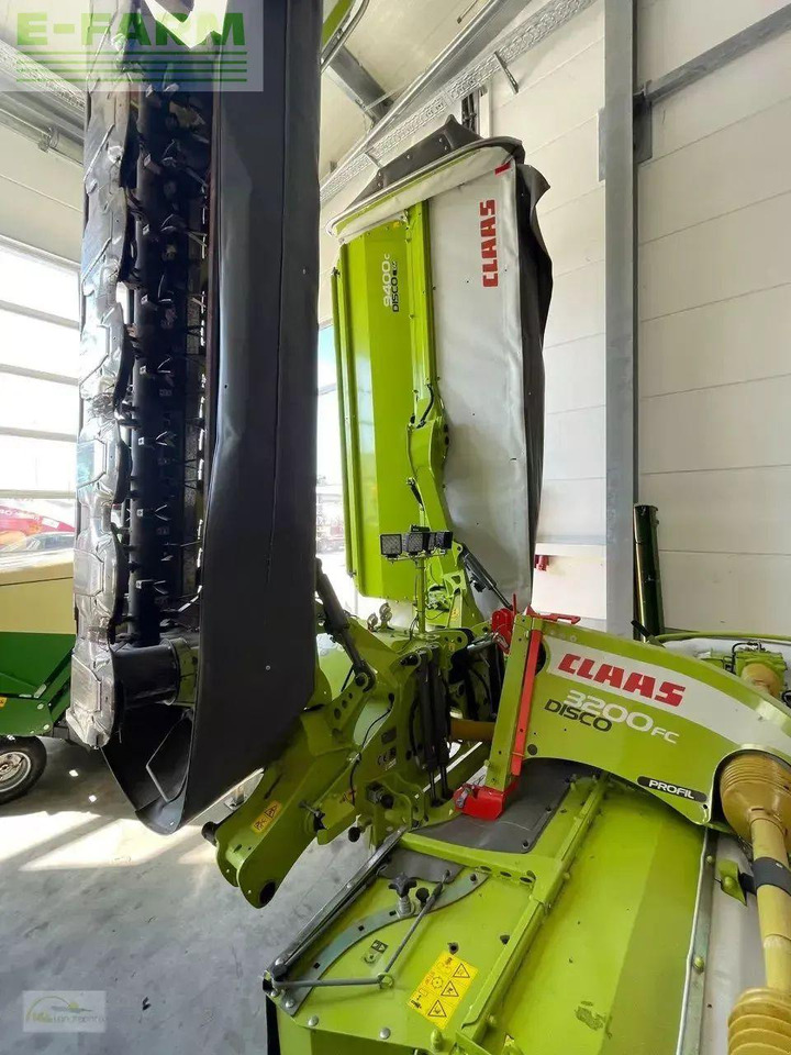 CLAAS disco 9400c - Niittokone: kuva CLAAS disco 9400c - Niittokone CLAAS disco 9400c - Niittokone: kuva CLAAS disco 9400c - Niittokone