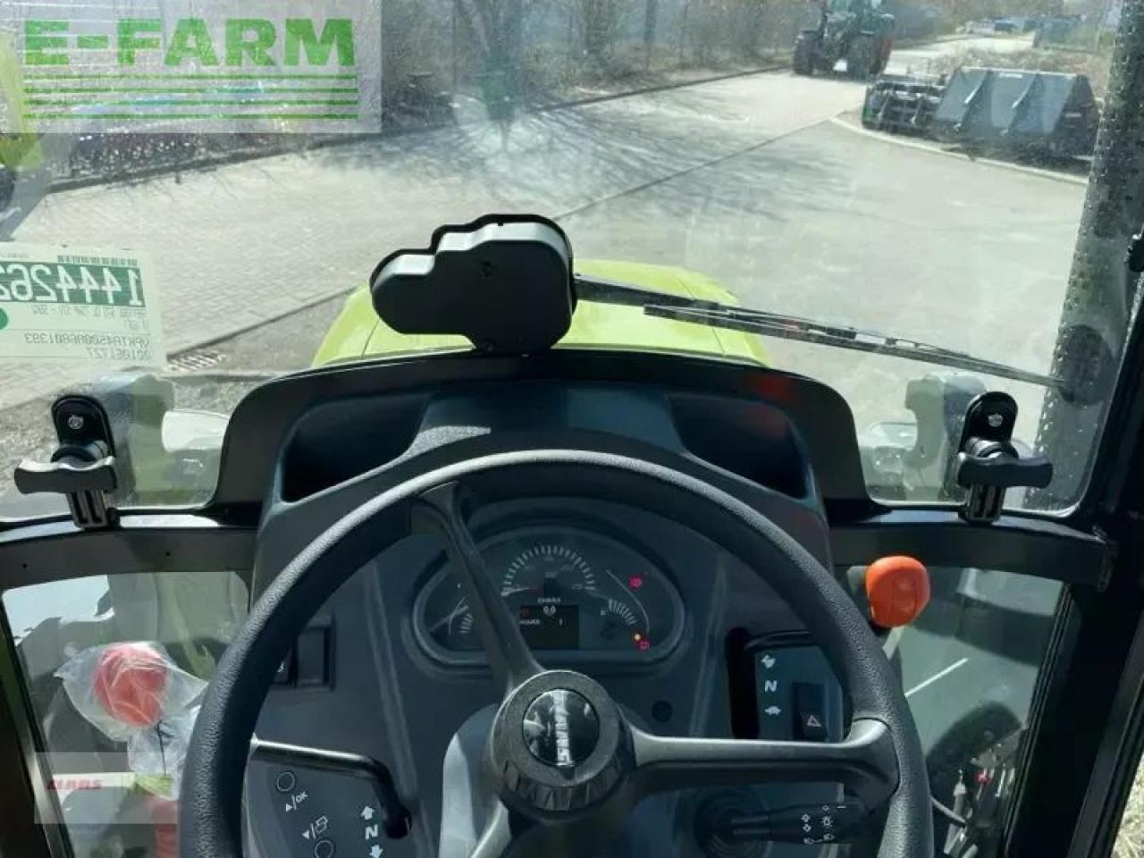CLAAS elios 210 - Traktori: kuva CLAAS elios 210 - Traktori CLAAS elios 210 - Traktori: kuva CLAAS elios 210 - Traktori