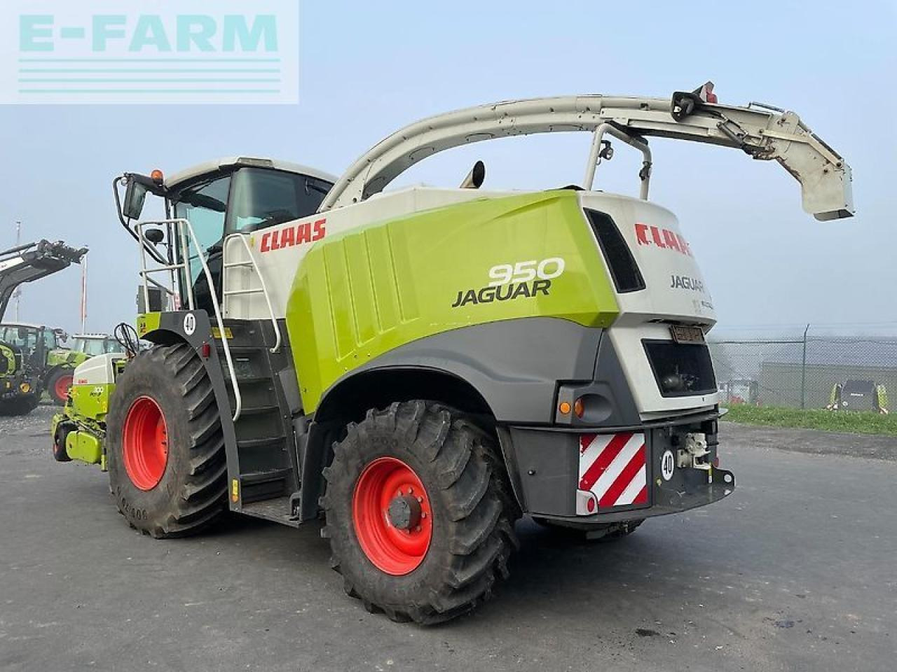 CLAAS jaguar 950 497 allrad mit pick-up - Itsekulkeva silppuri: kuva CLAAS jaguar 950 497 allrad mit pick-up - Itsekulkeva silppuri CLAAS jaguar 950 497 allrad mit pick-up - Itsekulkeva silppuri: kuva CLAAS jaguar 950 497 allrad mit pick-up - Itsekulkeva silppuri