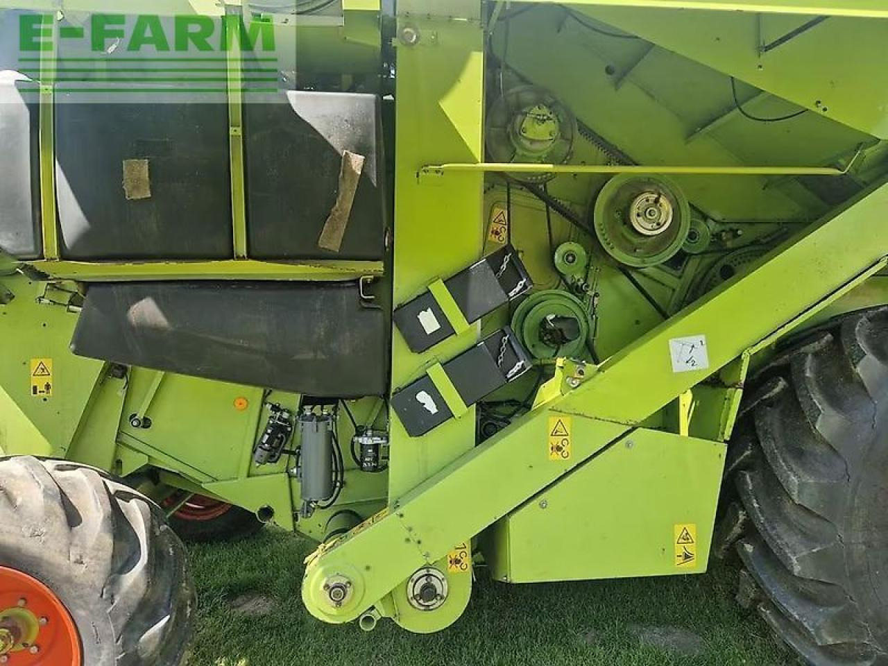 CLAAS lexion 405 - Leikkuupuimuri: kuva CLAAS lexion 405 - Leikkuupuimuri CLAAS lexion 405 - Leikkuupuimuri: kuva CLAAS lexion 405 - Leikkuupuimuri