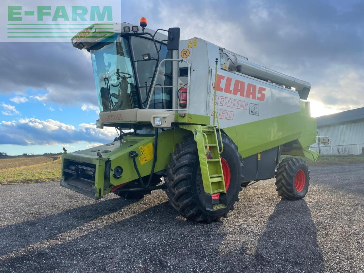 CLAAS lexion 450 - Leikkuupuimuri: kuva CLAAS lexion 450 - Leikkuupuimuri CLAAS lexion 450 - Leikkuupuimuri: kuva CLAAS lexion 450 - Leikkuupuimuri